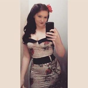 Meet your Posher, Stefani